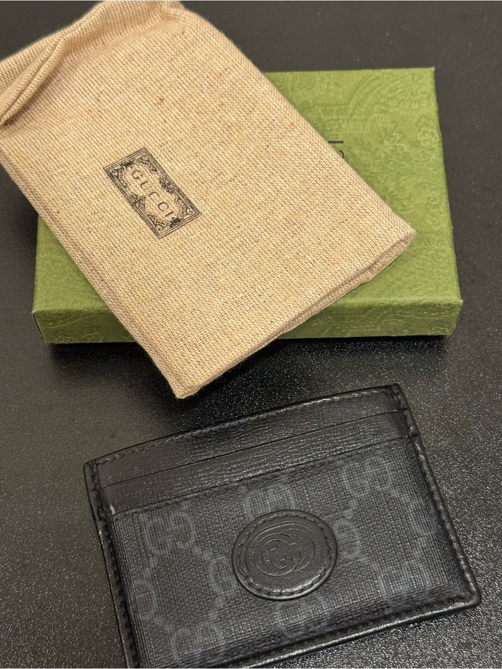 Gucci Black GG Logo Card Holder - Picture 4 of 4